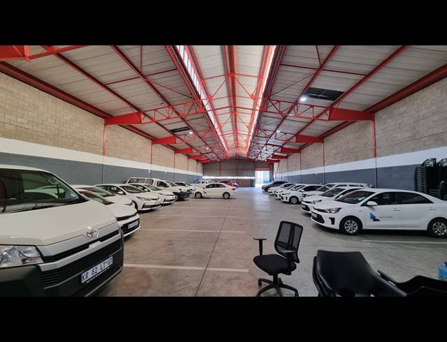 1,087M² WAREHOUSE TO LET IN JET PARK